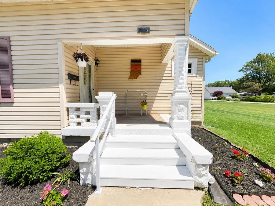 538 W Washington Street, Winchester, IN 47394 - #3