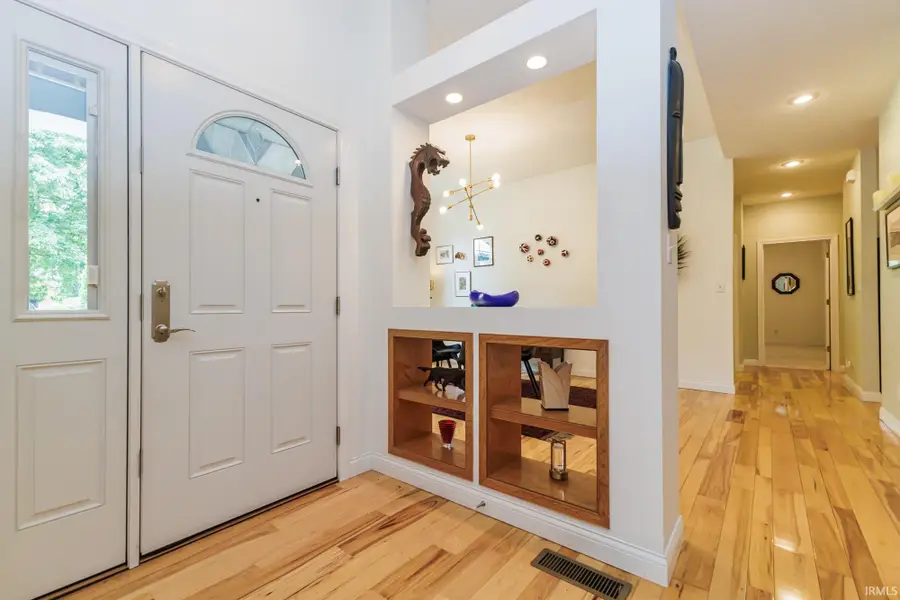 305 S Jade Drive, Yorktown, IN 47396 - #3