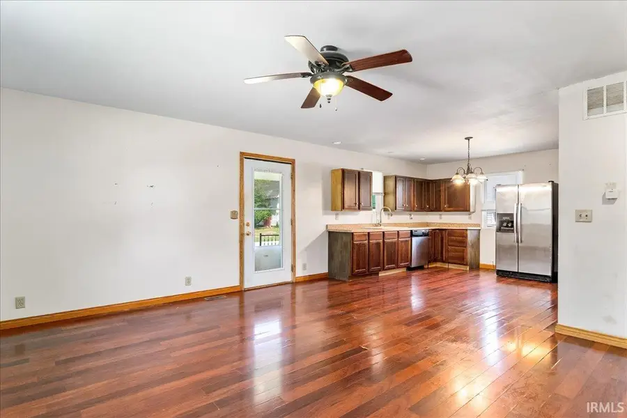 628 S Prince Street, Princeton, IN 47670 - #3