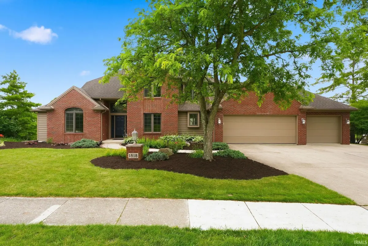 1818 Woodland Crossing, Fort Wayne, IN 46825 - #1