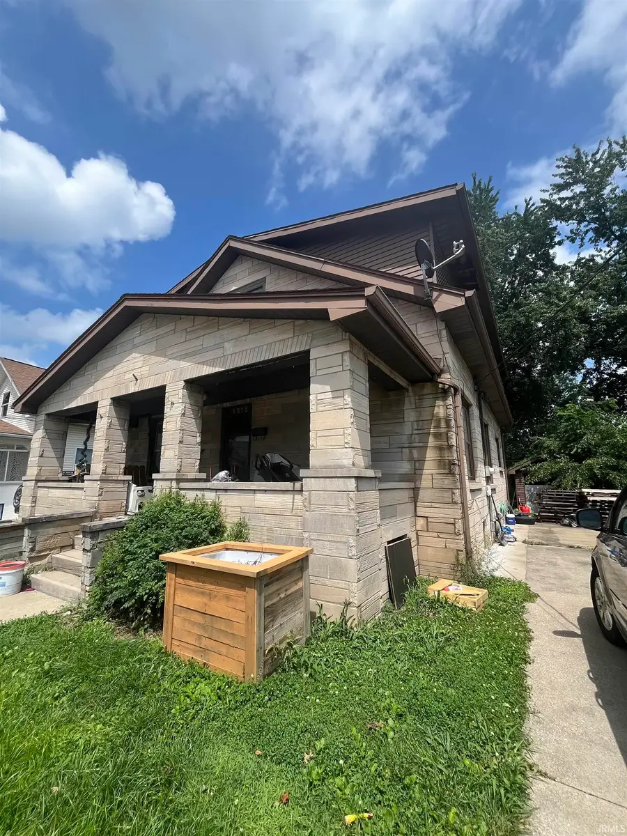 1318 Jackson Street, Jasper, IN 47546 - #3
