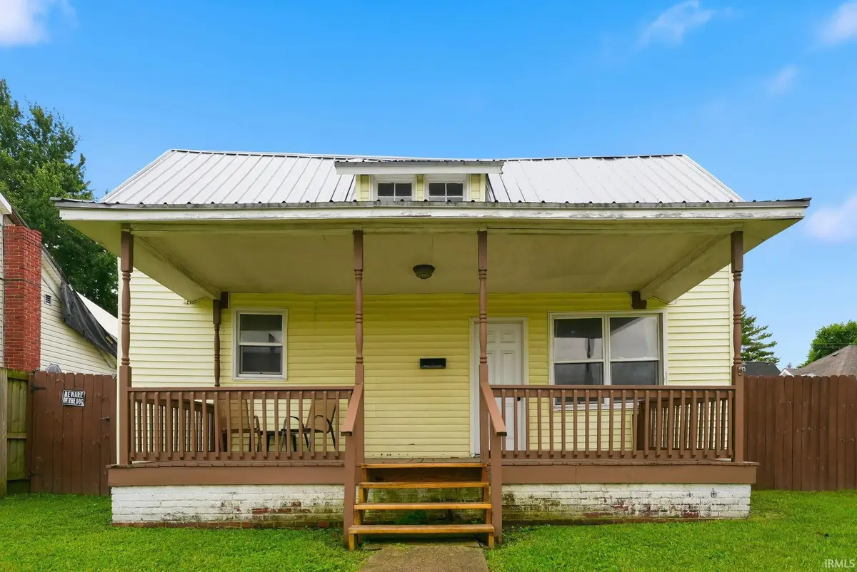 901 E Market Street, Crawfordsville, IN 47933 - #1