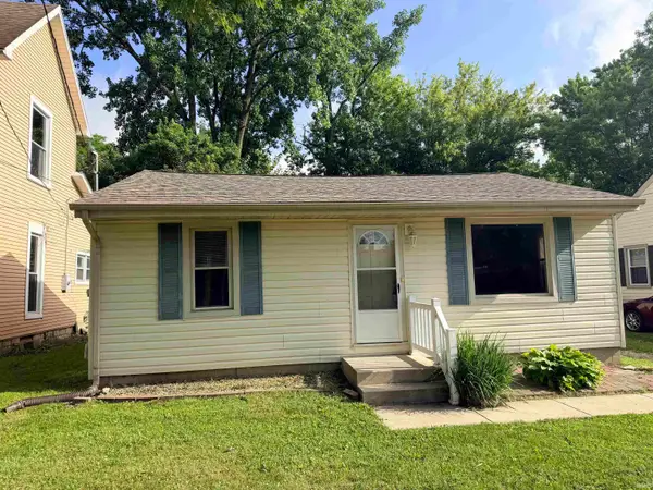 8808 W Cornbread Road, Yorktown, IN 47396