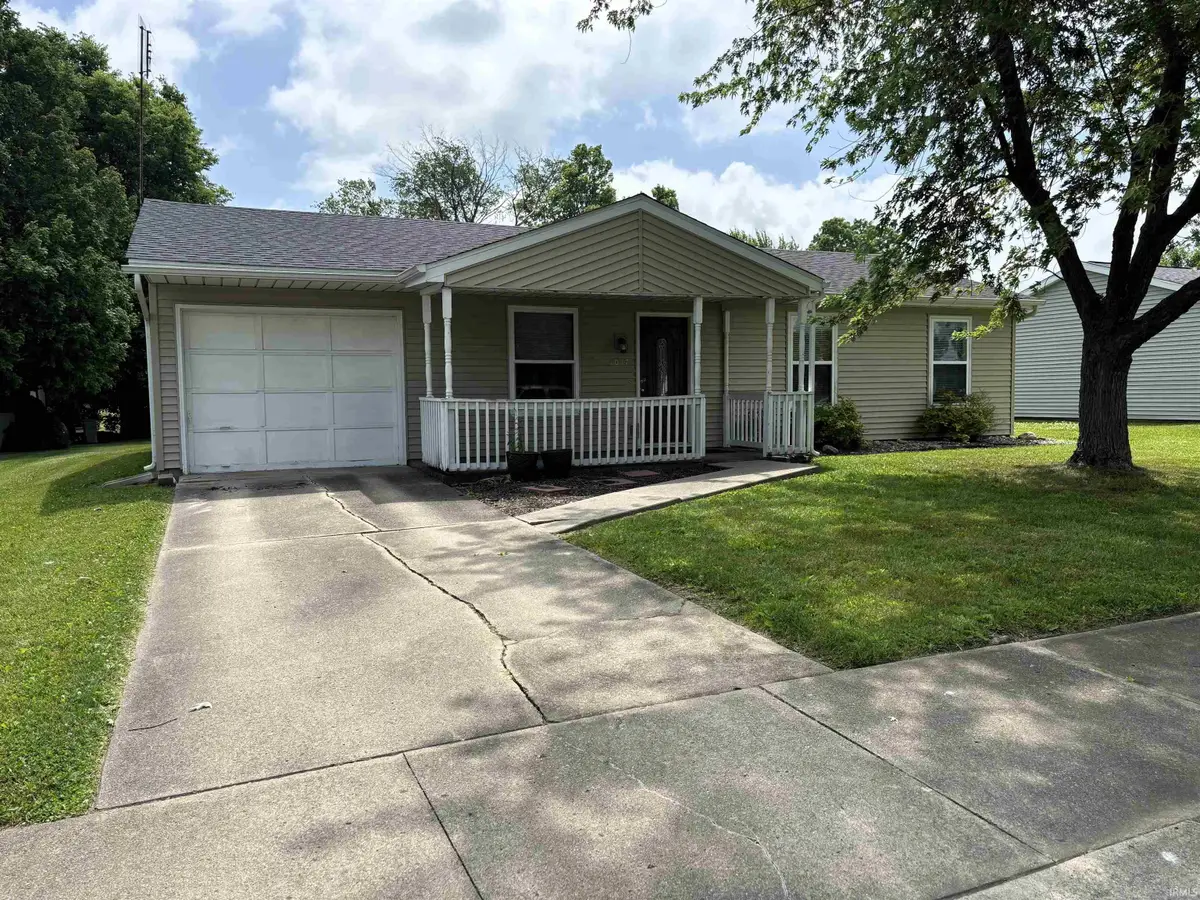 1017 Bellvue Drive, Kendallville, IN 46755 - #1