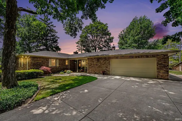 4 Arbor Court, Nappanee, IN 46550