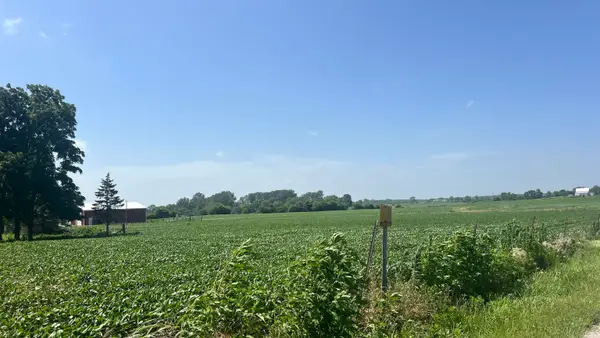 11990 E County Road 400 South Road, Selma, IN 47383