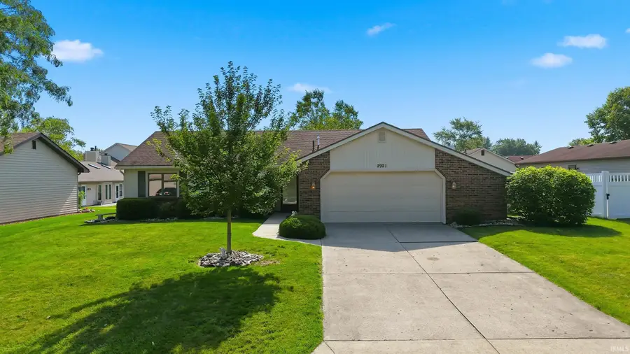 2921 Settlement Creek Run, Fort Wayne, IN 46804 - #3
