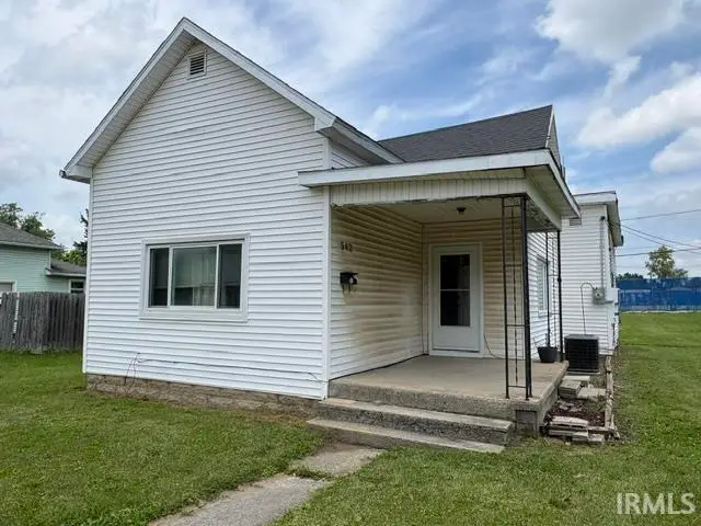 542 W Commercial Street, Hartford City, IN 47348 - #1