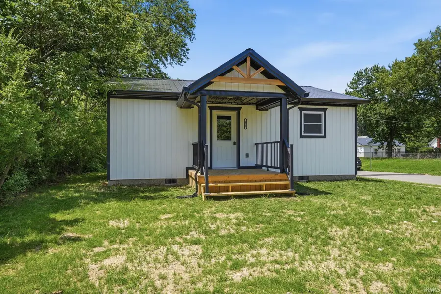 421 N Walnut Street, Hartford City, IN 47348 - #2
