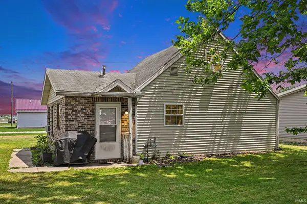 501 S Summit Street, Nappanee, IN 46550