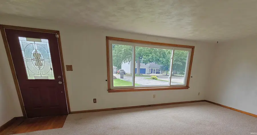 5428 Ashland Drive, Fort Wayne, IN 46835 - #2