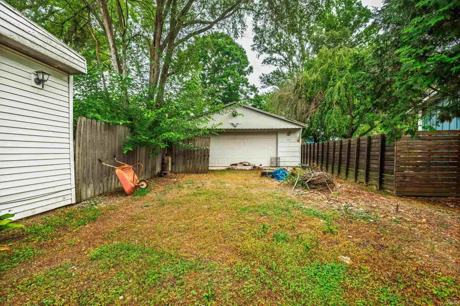 1608 S Woodruff Drive, Muncie, IN 47304 - #3