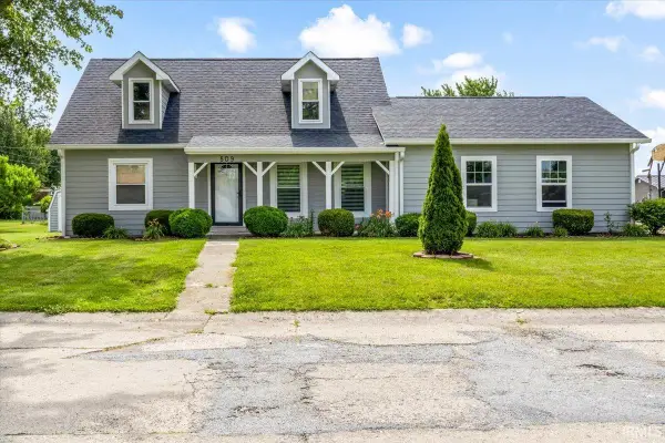 809 S Pine View Lane, Winchester, IN 47394