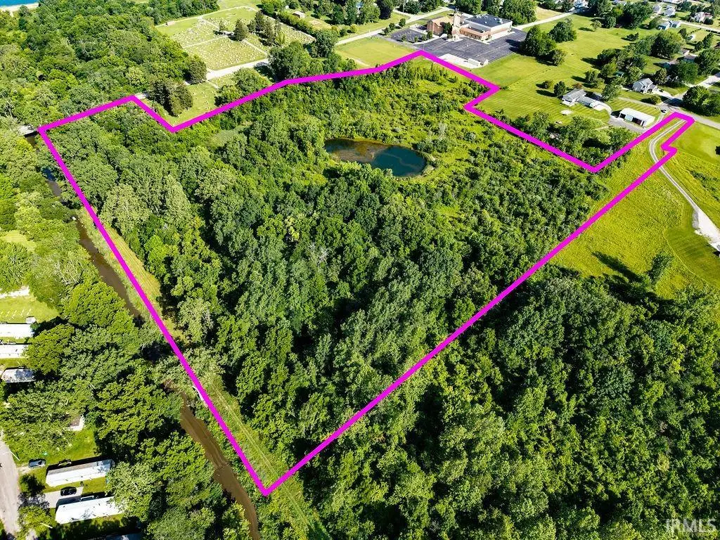 300 W Woodview, Zanesville, IN 46799 - #1