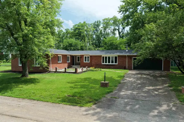 1204 Orchard Drive, Covington, IN 47932