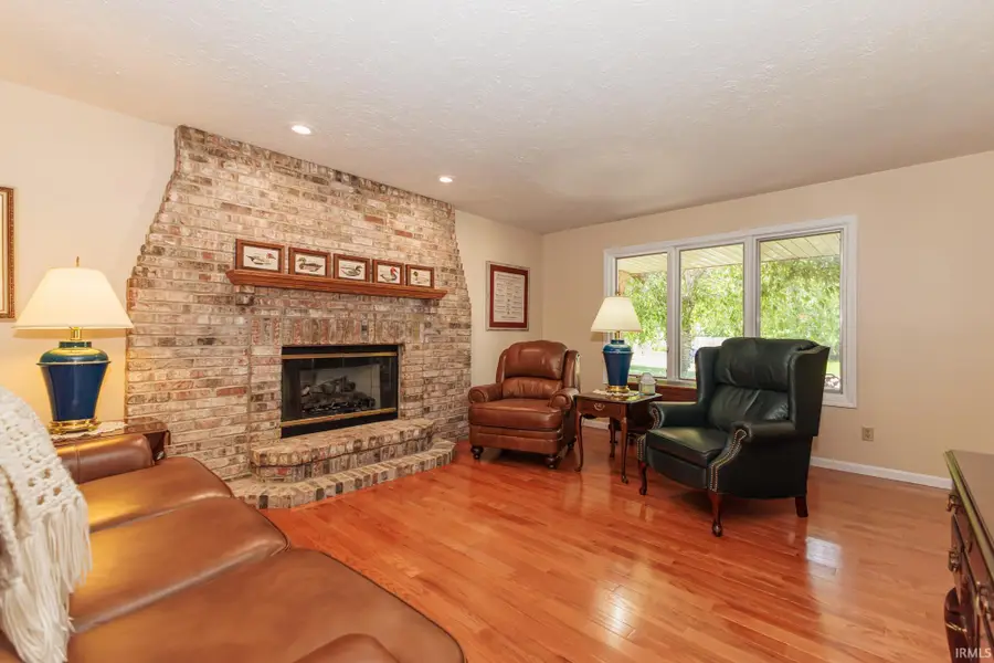 4601 W Bayswater Drive, Muncie, IN 47304 - #3