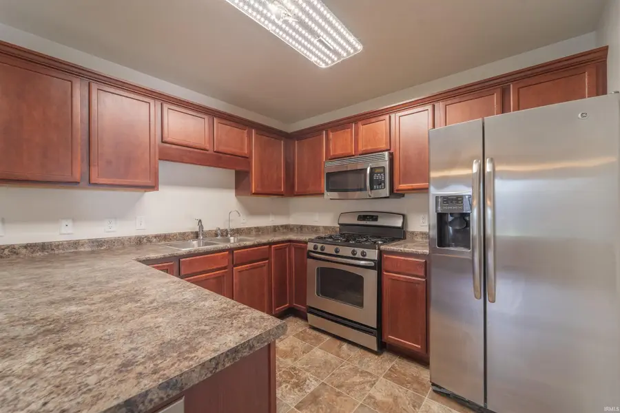 584 Buck Trail, Warsaw, IN 46582 - #2