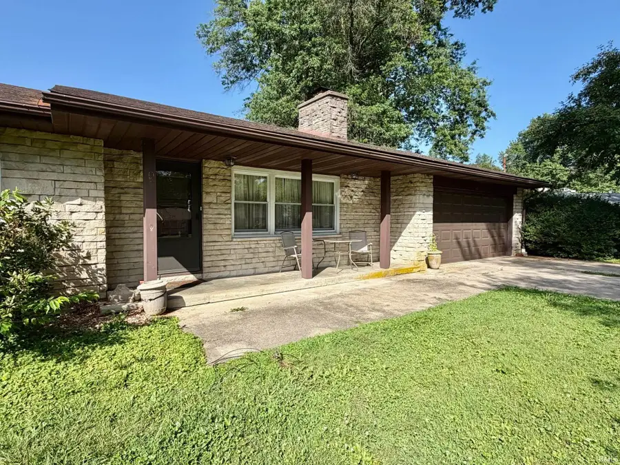 417 Sycamore Drive, Bedford, IN 47421 - #2