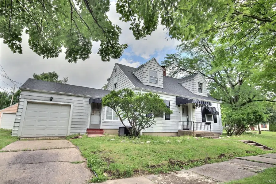 702 W Pettit Avenue, Fort Wayne, IN 46807 - #2