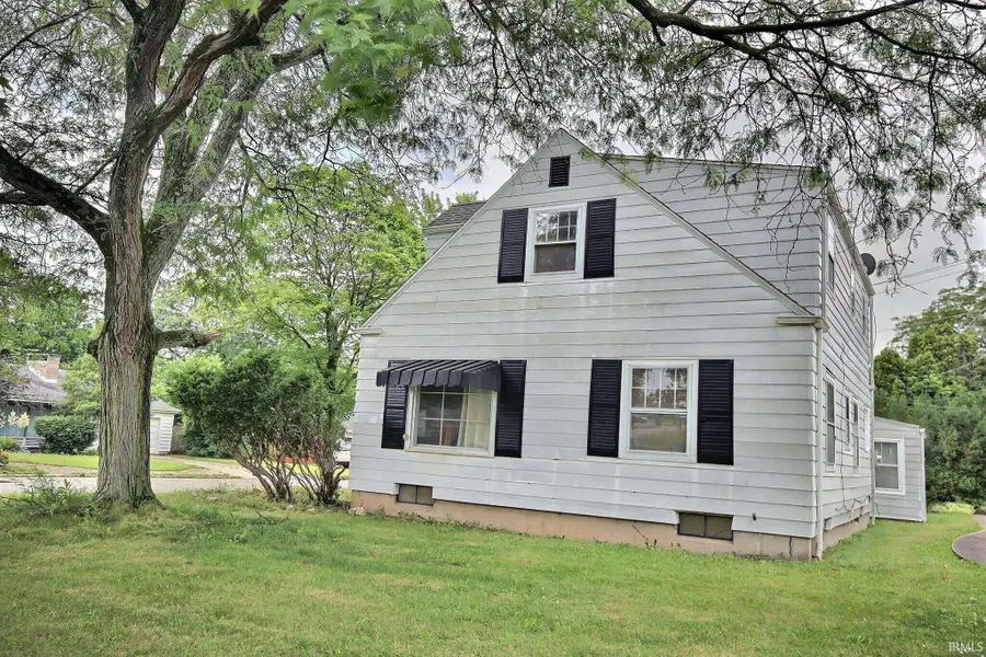 702 W Pettit Avenue, Fort Wayne, IN 46807 - #3