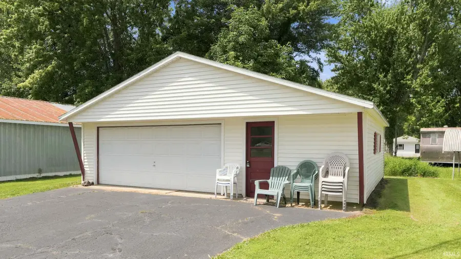 **** Lakewood Avenue, Warsaw, IN 46580 - #3