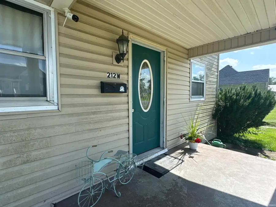 212 W Grissom Avenue, Mitchell, IN 47446 - #3