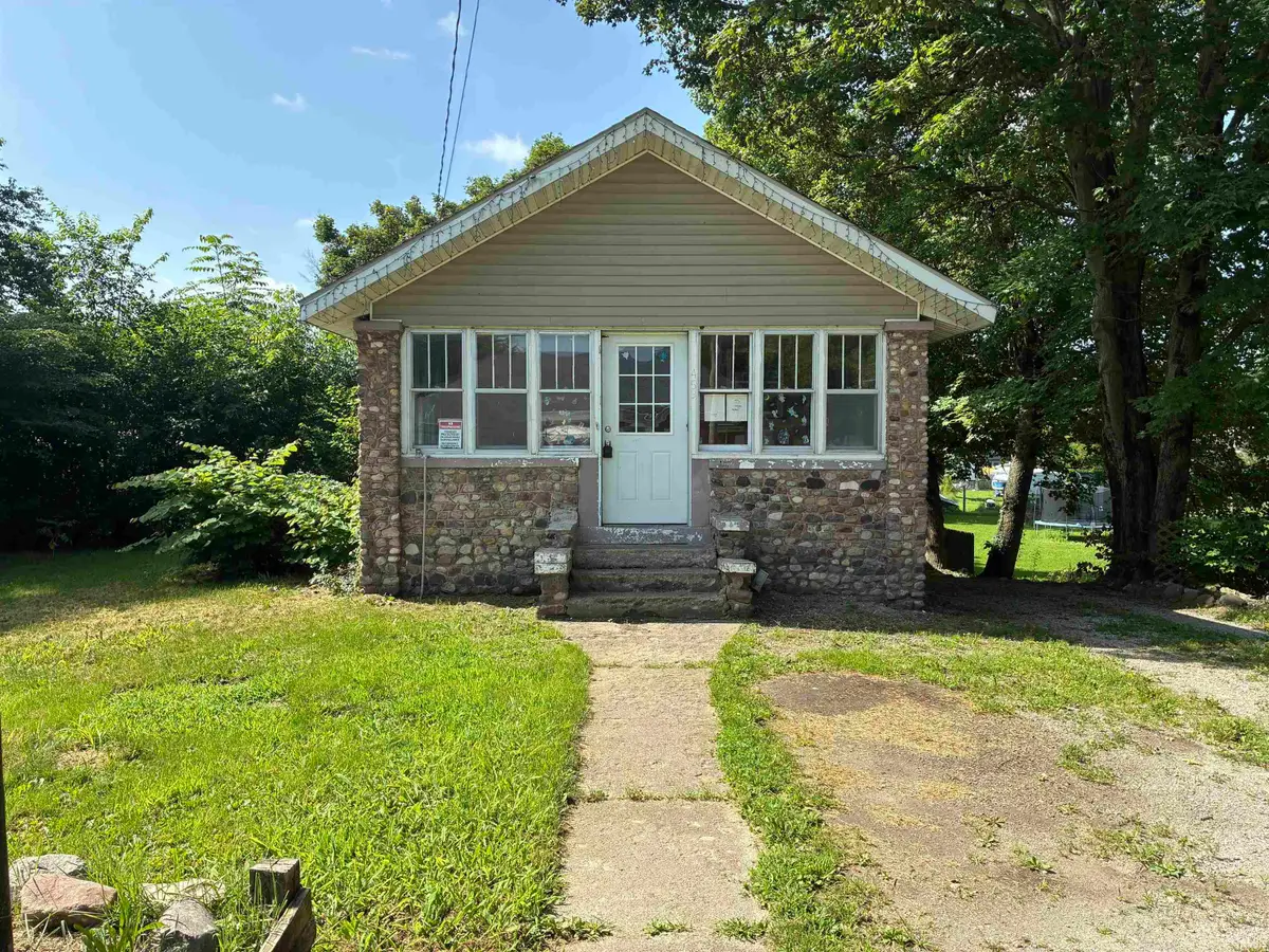 453 E Washington Street, Monticello, IN 47960 - #1