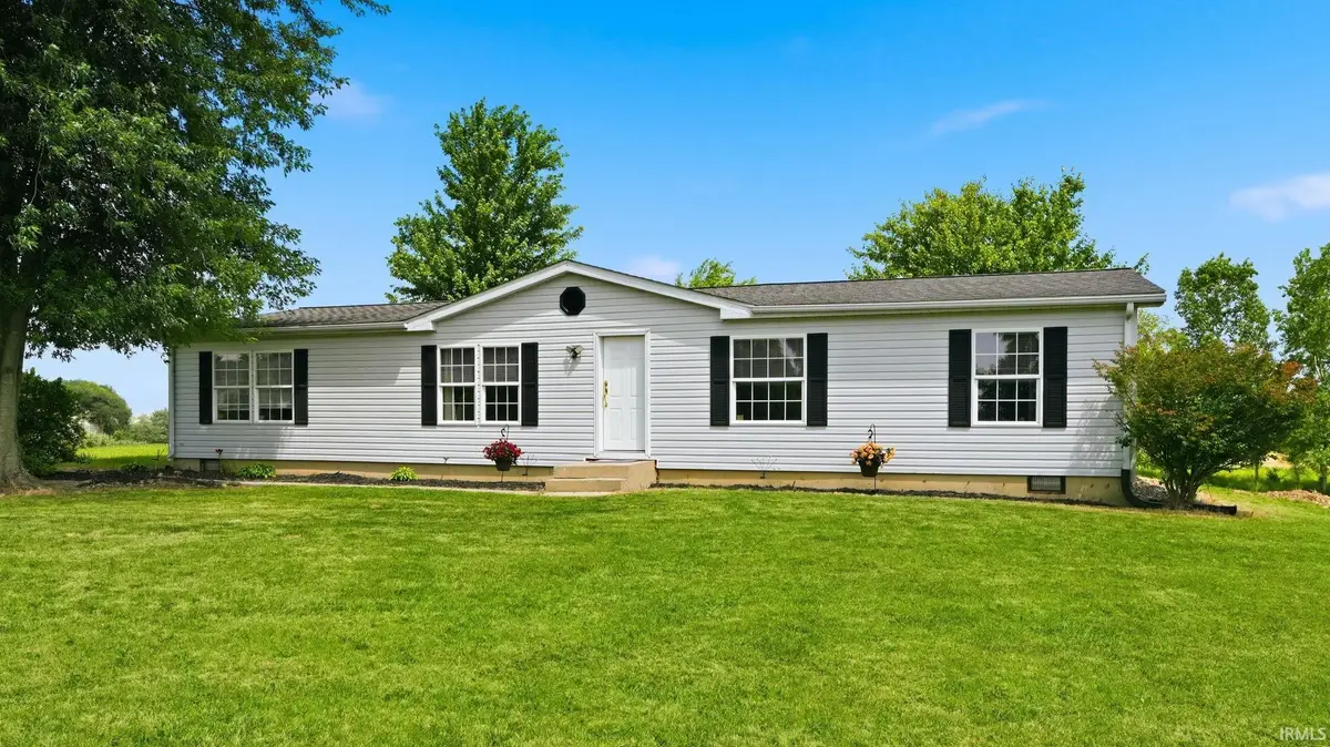 5634 E 700 S, Pierceton, IN 46562 - #1
