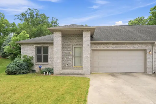 811 S Silverwood Road, Muncie, IN 47304