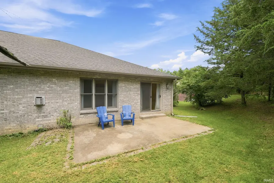 811 S Silverwood Road, Muncie, IN 47304 - #2