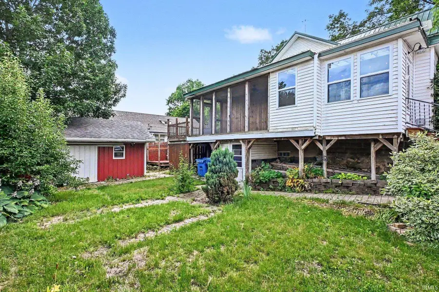 219 W Dewey Street, Bremen, IN 46506 - #3