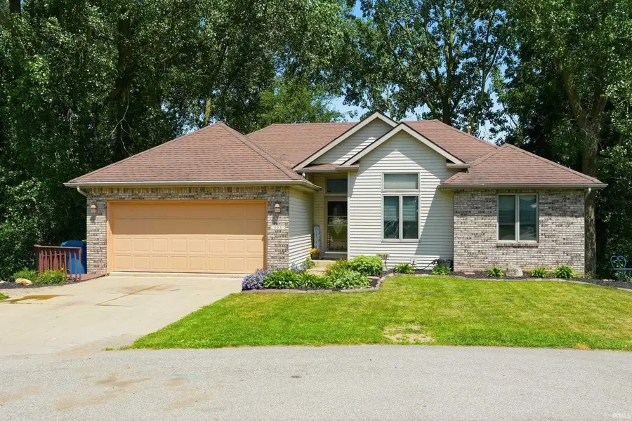 103 Center Court, Hamilton, IN 46742 - #2