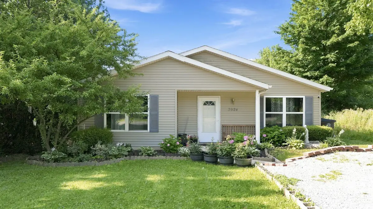 3924 E Sherwood Terrace, Fort Wayne, IN 46806 - #1