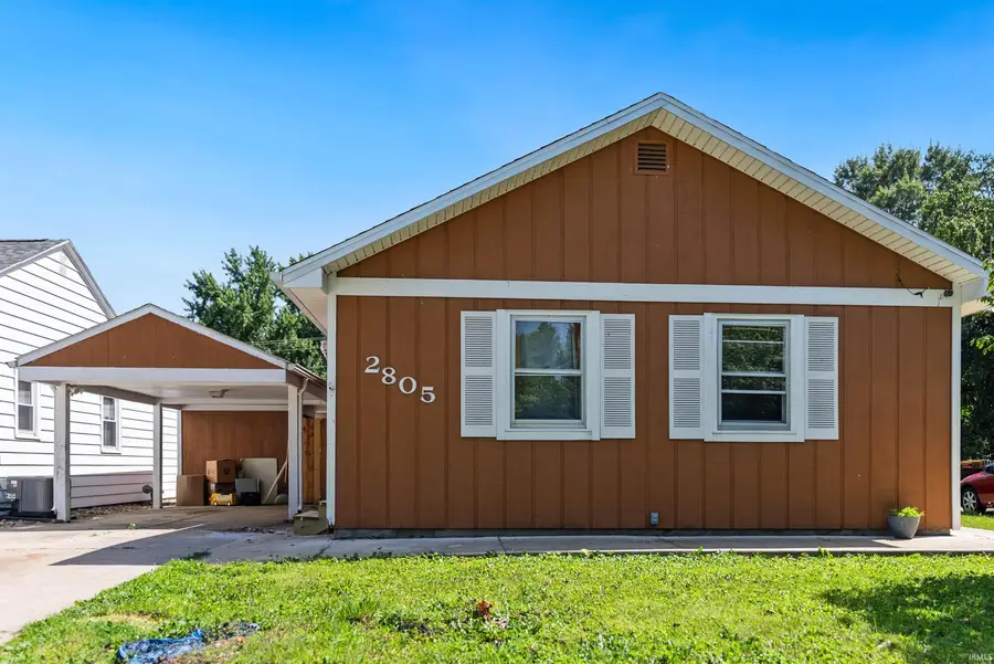 2805 Fairoak Drive, Fort Wayne, IN 46809 - #2