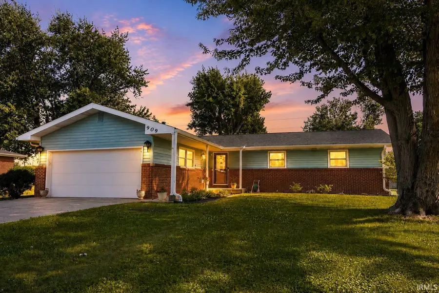 909 White Drive, New Castle, IN 47362 - #2