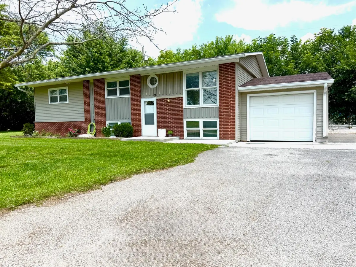 200 W Middleton Drive, Orleans, IN 47452 - #1