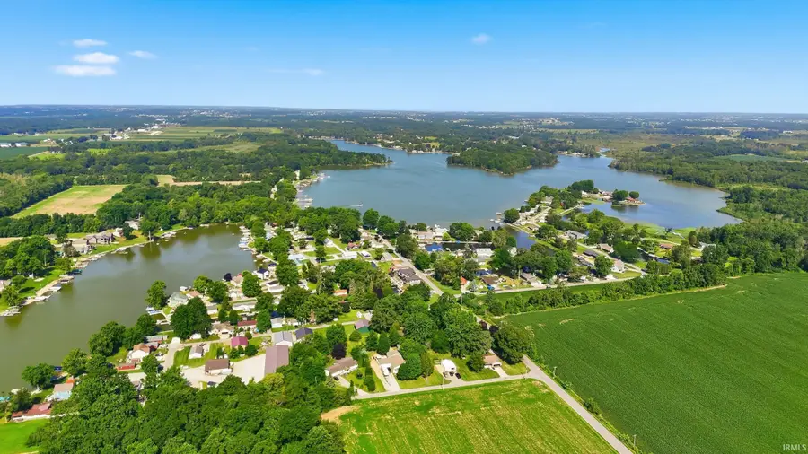 1130 E 670 S, Wolcottville, IN 46795 - #3