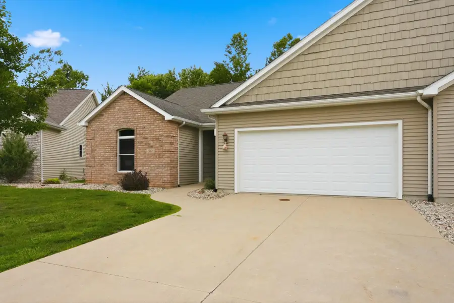 517 Williamson Circle, Angola, IN 46703 - #2