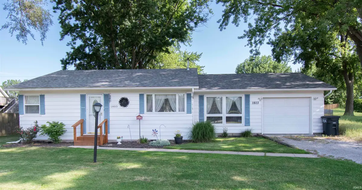 1803 Dowling Street, Kendallville, IN 46755 - #1