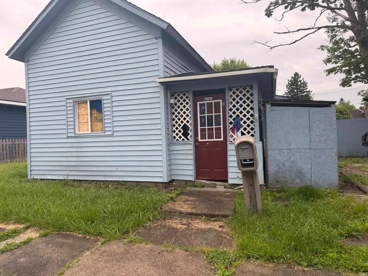 516 E Grant Street, Hartford City, IN 47348 - #1