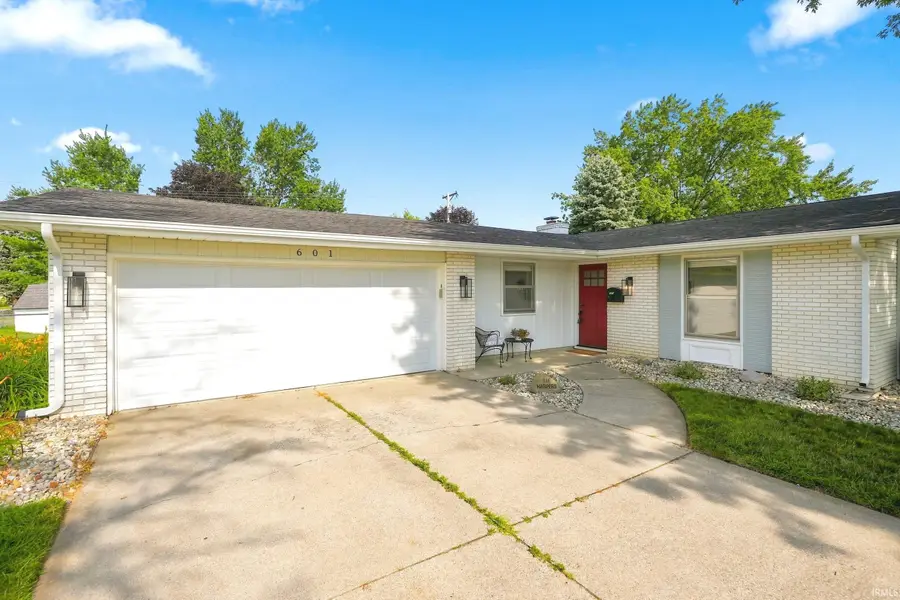 601 Greenbriar Boulevard, Auburn, IN 46706 - #2