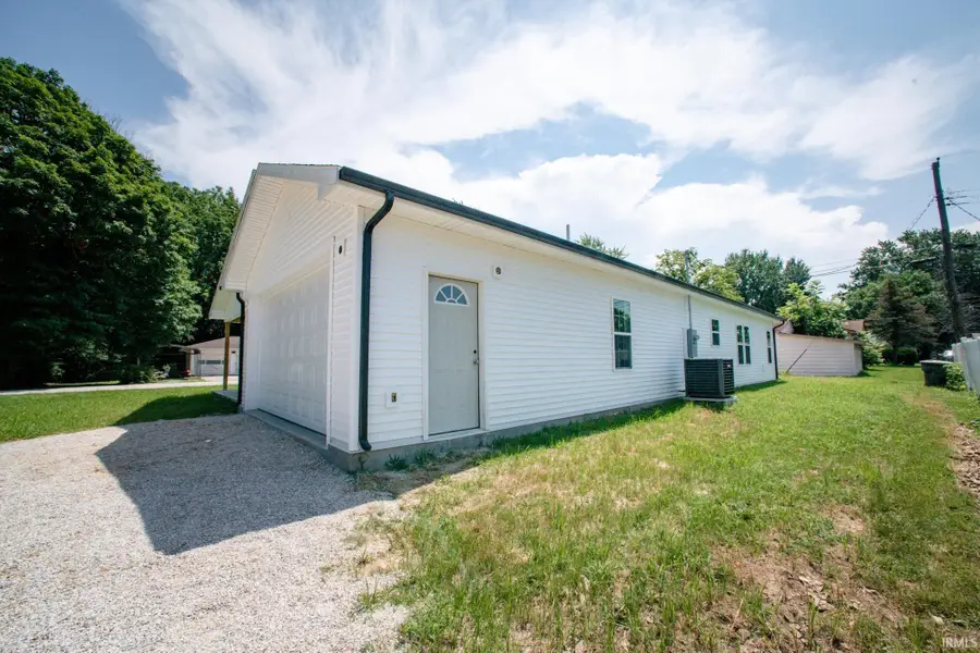 201 Roland, Vincennes, IN 47591 - #3