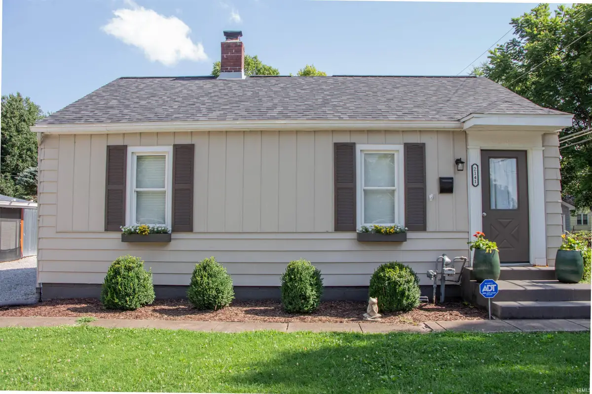 2141 Oakland Avenue, Evansville, IN 47711 - #1