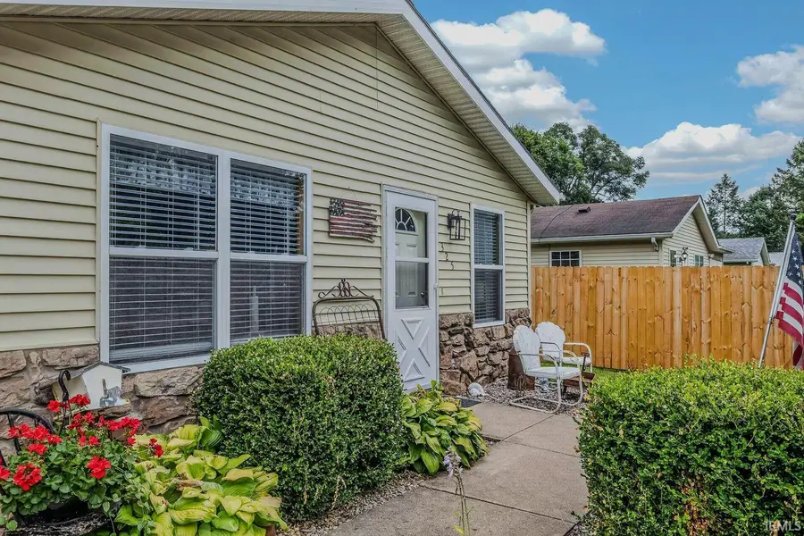325 W Elm Street, Millersburg, IN 46543 - #2