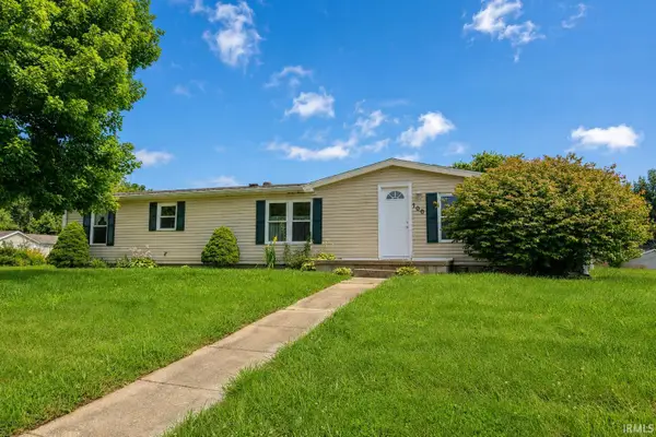 100 Plum Street, Chandler, IN 47610