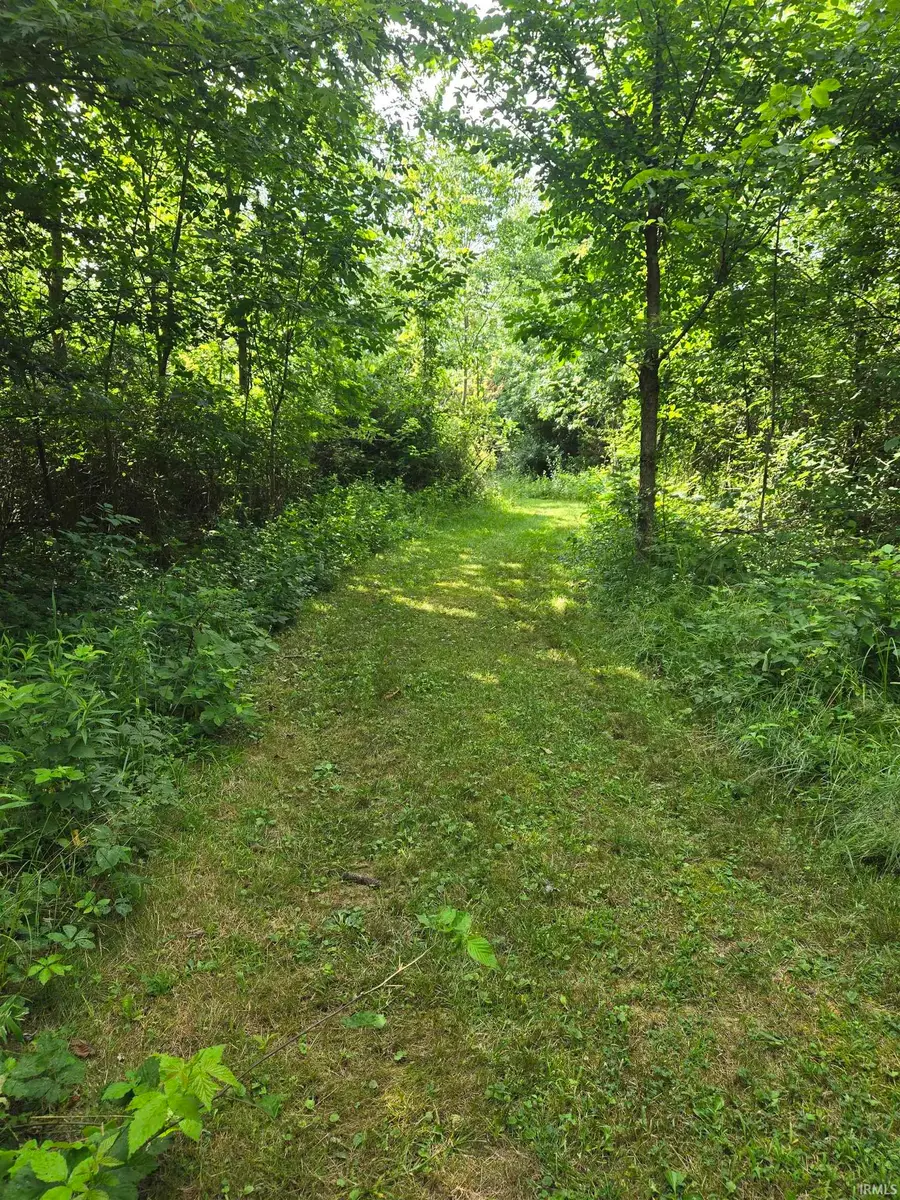 W 450 N Road, Columbia City, IN 46725 - #2