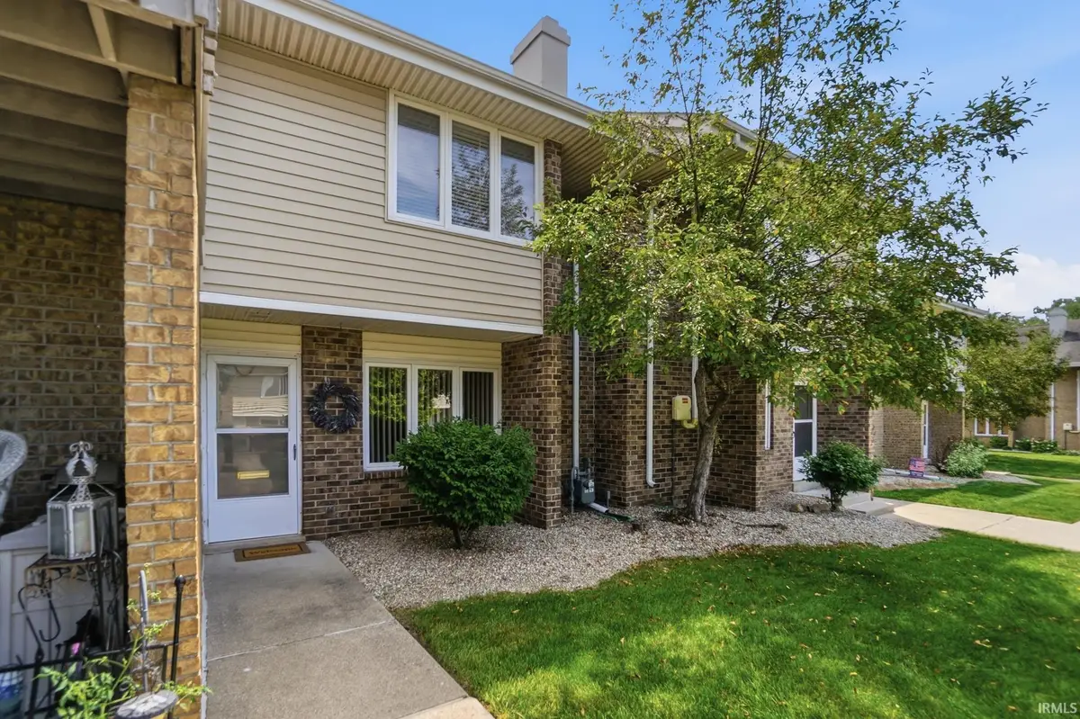 5661 S Wayne Avenue, Fort Wayne, IN 46807 - #1