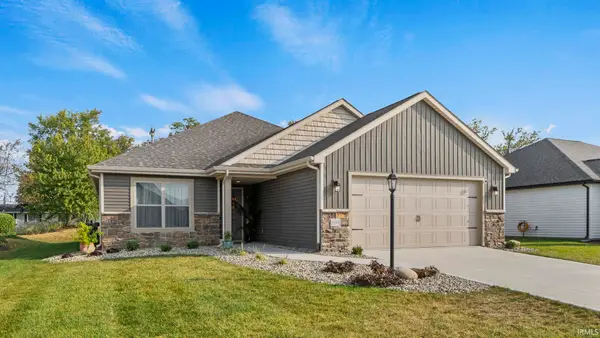10353 Buckshire Court, New Haven, IN 46774