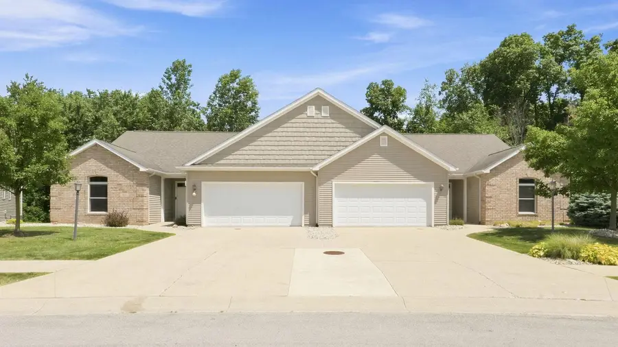 519 Williamson Circle, Angola, IN 46703 - #2