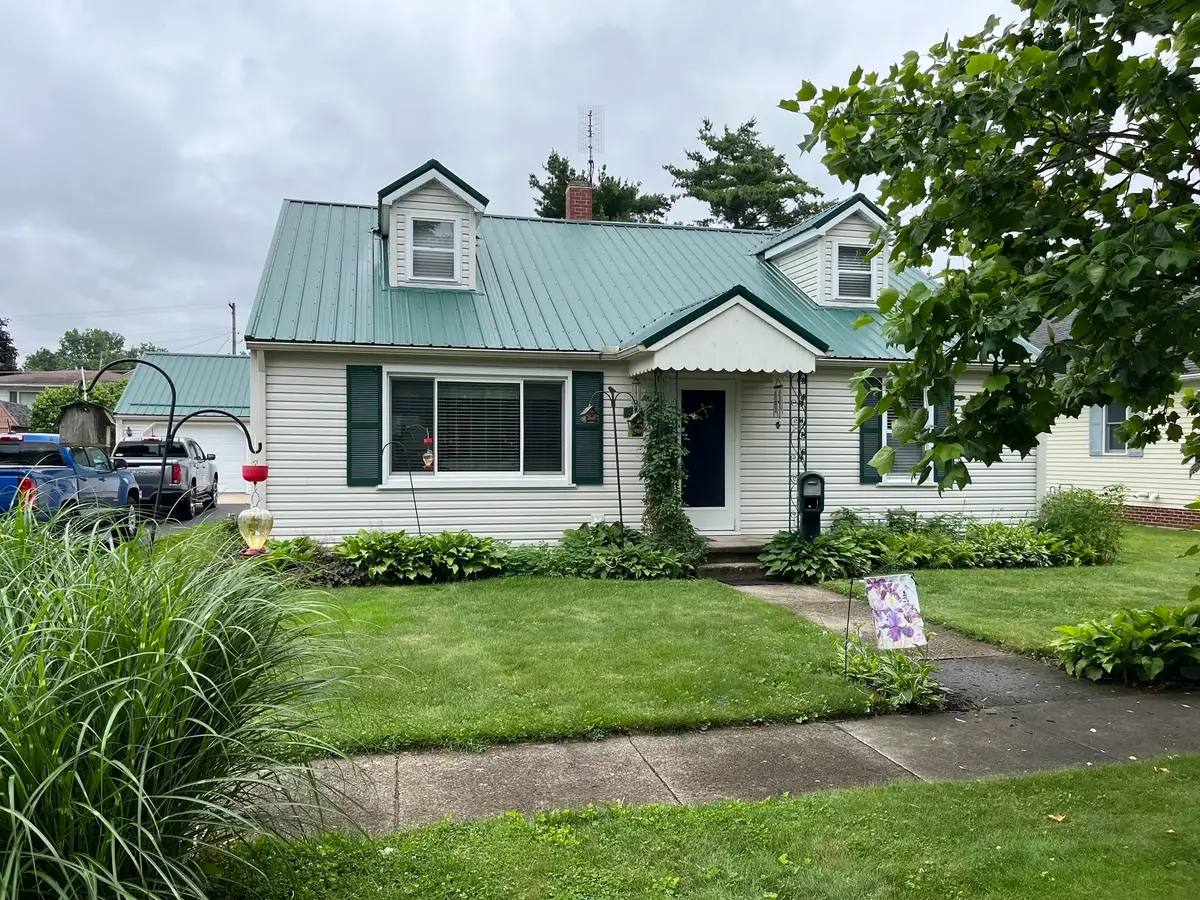 508 S Line Street, South Whitley, IN 46787 - #1